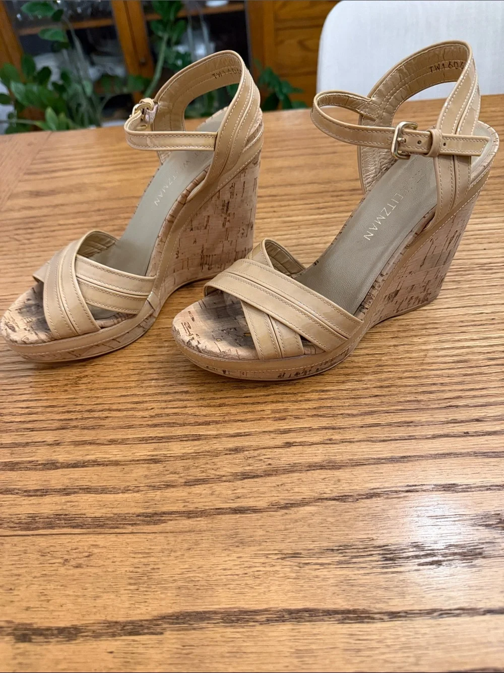 Stuart Weitzman Nude Patent Leather Cork Wedge Sandals - Picture 4 of 6